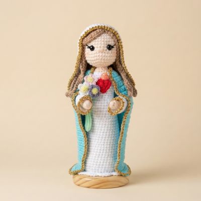 Virgencita del Inmaculado Corazón tejida a mano | EnFibras