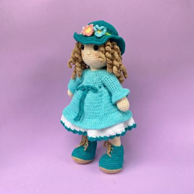 Muñeca Violeta