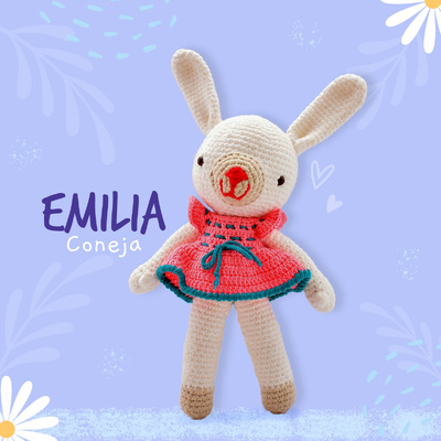 Emilia es todo un amor, ha aprendido que la clave de la amistad es respetar al otro, respetar su tiempo, sus gustos y su personalidad.Desde hoy y siempre estoy aquí para ti.😊#enfibras #amigurumi #pattern #crochet #toy