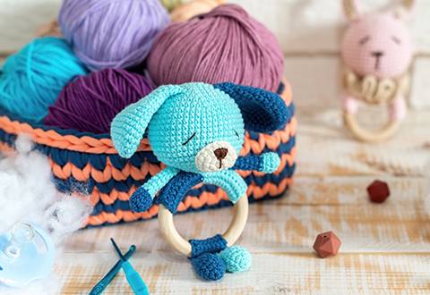 Tejiendo con Amor: Cómo el Crochet Puede Ser una Forma de Meditación
